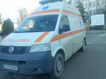 Ambulanţa, solicitată în zona Gării Constanţa